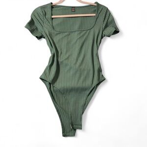 SHEIN Olive Ribbed Bodysuit